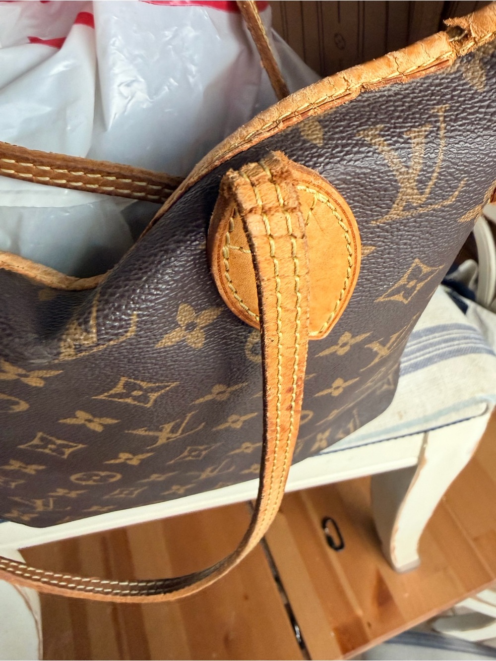 Louis Vuitton Classic Monogram Tote in Brown and Tan PROJECT - Picture 12 of 14